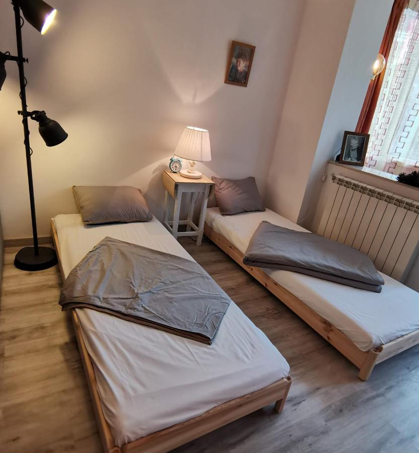 Cosy 2 Rooms Apartment With A View Near The Forest Predeal Eksteriør bilde
